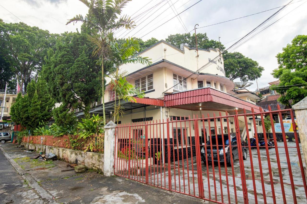 Hotel Jogja Bukittinggi Bagian luar foto